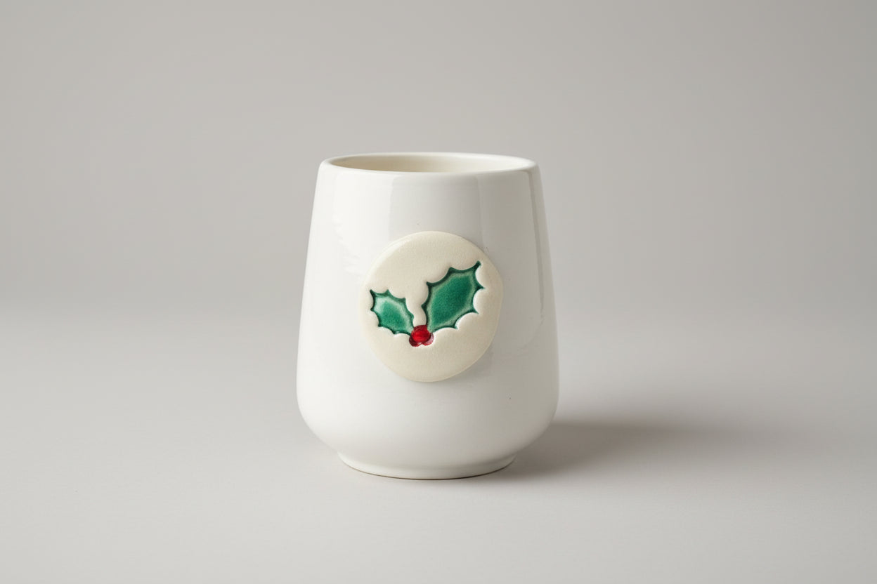 Holly Medallion Ceramic Candle - A Purchase with Purpose